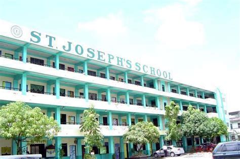 public college school in olongapo city